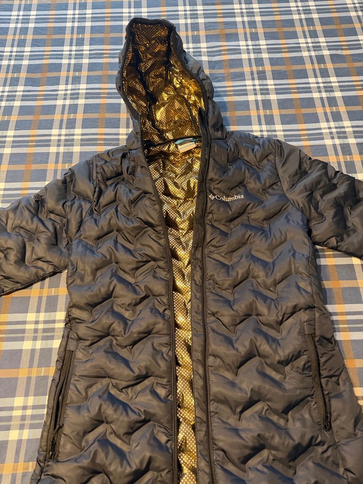 Siyah Kapüşonlu Uzun Kadın Kışlık Mont - Görsel 2