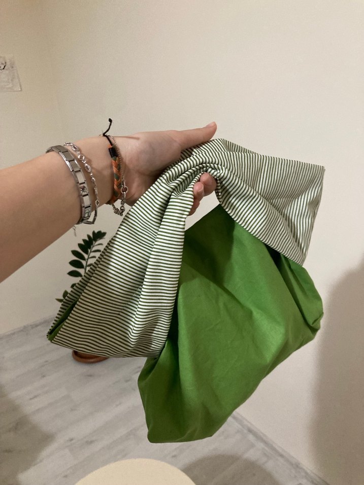 Çift Taraflı Yeşil ve Çizgili El Çantası - Görsel 3
