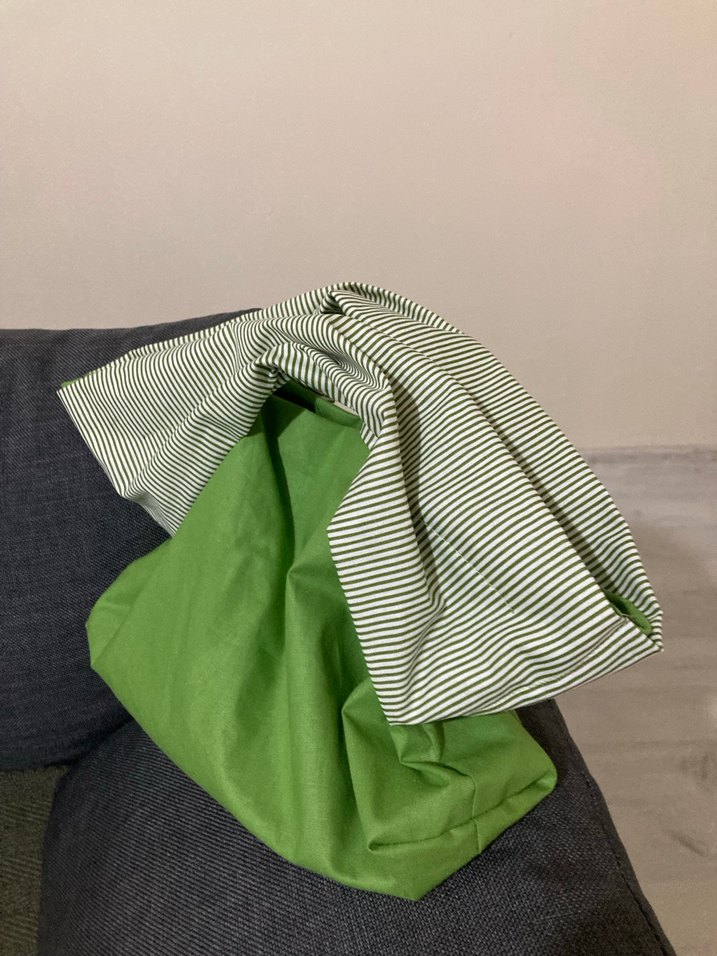 Çift Taraflı Yeşil ve Çizgili El Çantası - Görsel 5