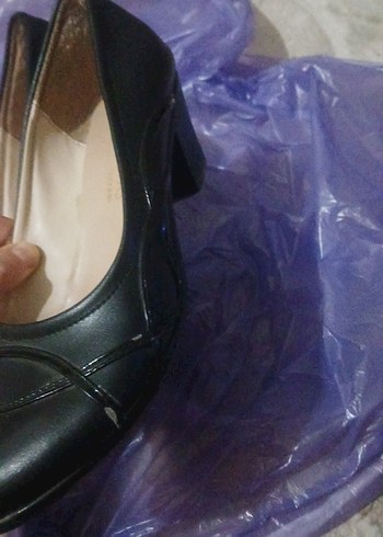 Kadın Siyah Klasik Topuklu Ayakkabı - Görsel 2