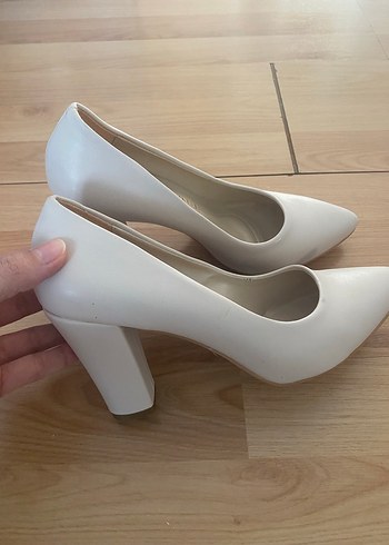 Krem  Minimalist Stiletto Topuklu Kadın Ayakkabı - Görsel 2