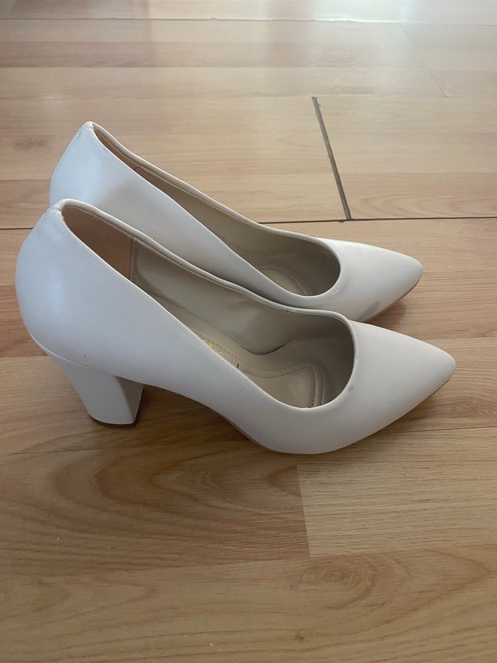 Krem  Minimalist Stiletto Topuklu Kadın Ayakkabı - Görsel 3