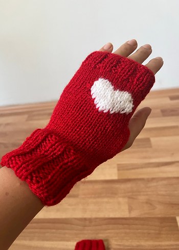 Kırmızı Örgü Kadın Eldivenleri - Görsel 2