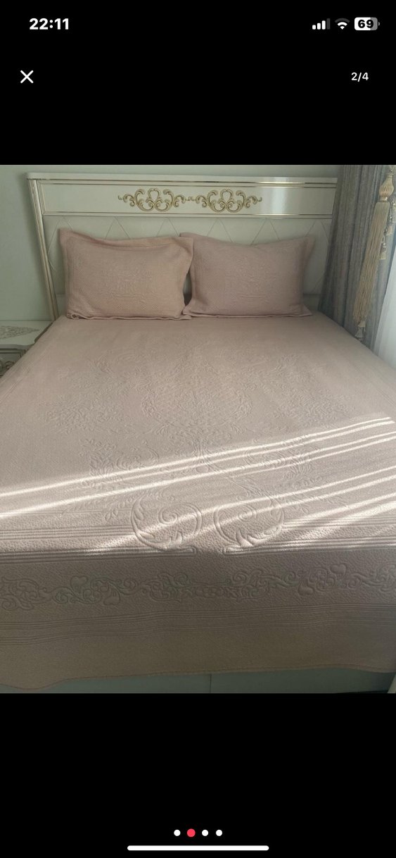 Pastel Renkli Beyaz Düz Yatak Örtüsü - Görsel 2