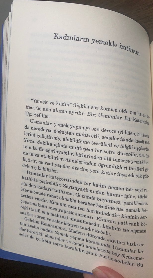 Elif Şafak - Sanma Ki Yalnızsın - Görsel 2