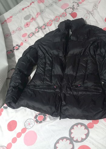 Siyah Kısa Kadın Kışlık Mont - Görsel 4