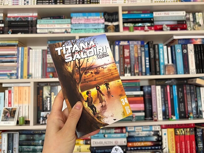 Titana Saldırı 34