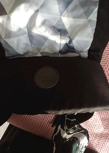 Siyah Bebek Taşıyıcı - Görsel 3