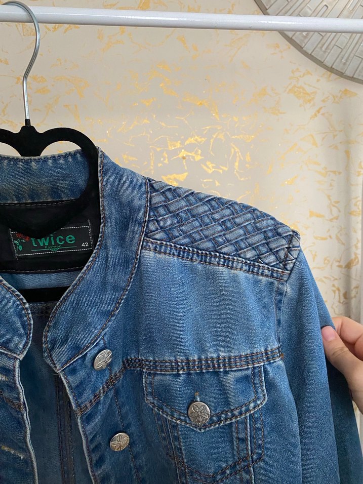 Düğmeli Mavi Kadın Denim Ceket - Görsel 4