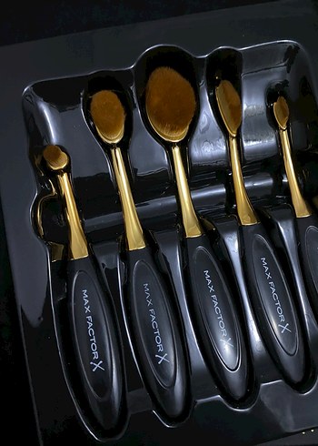 Max Factor Kaşık Makyaj Fırça Seti Altın Renk - Görsel 3