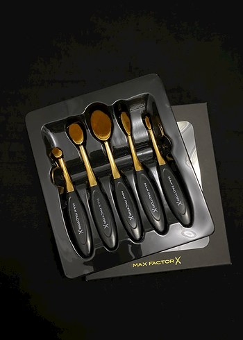 Max Factor Kaşık Makyaj Fırça Seti Altın Renk - Görsel 2