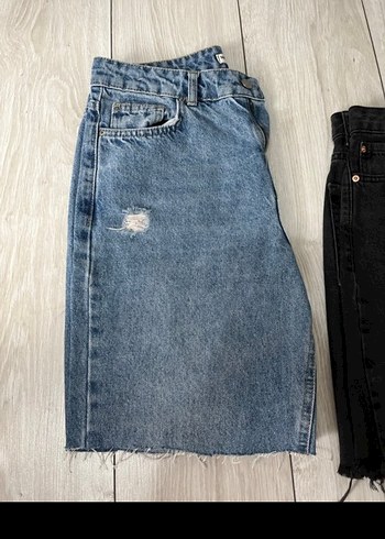 Kadın Mini Kot Şortlar - Rahat ve Şık - Görsel 2