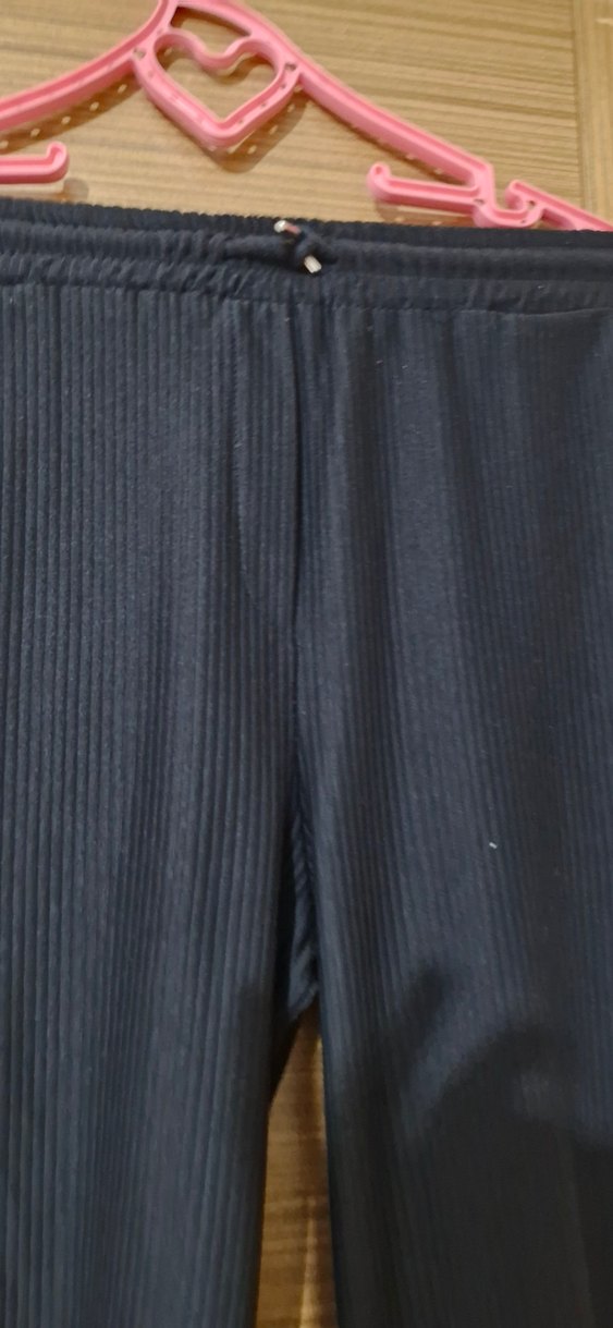 siyah Kadın Pilili Regular Fit Eşofman - Görsel 3