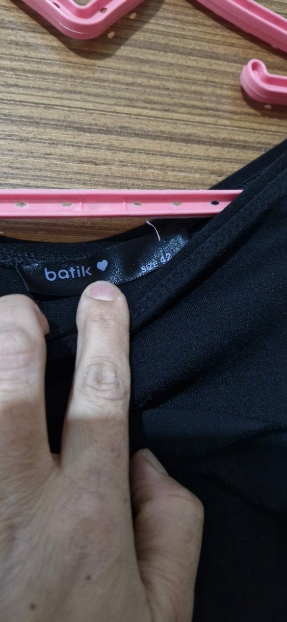 Siyah Renkli Önü Fırfırlı tunik - Görsel 2