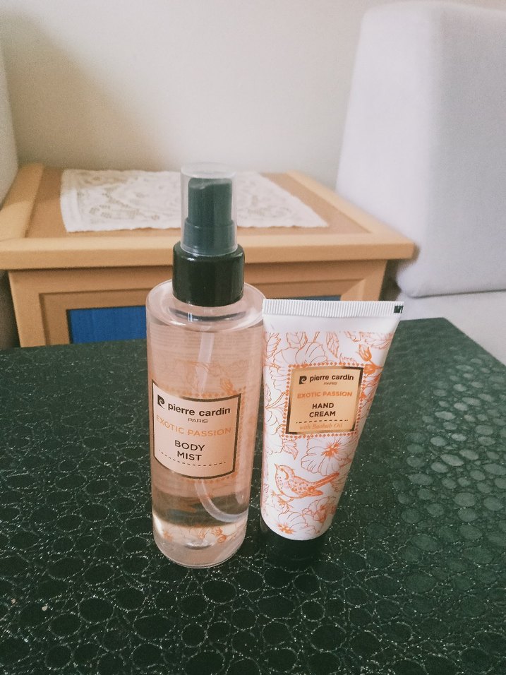 Pierre Cardin Exotic Passion Vücut Spreyi ve El Kremi - Görsel 3