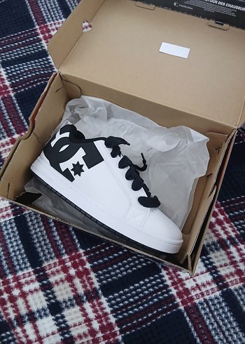 DC Beyaz Siyah Erkek Günlük Spor Ayakkabı - Görsel 2