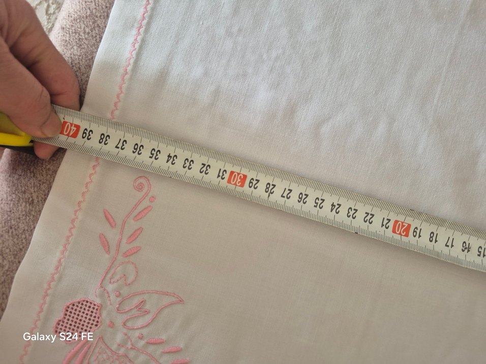 Nakışlı beyaz örtü - Görsel 3