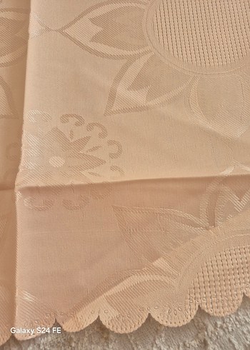 pudra Yuvarlak Masa Örtüsü - Görsel 3