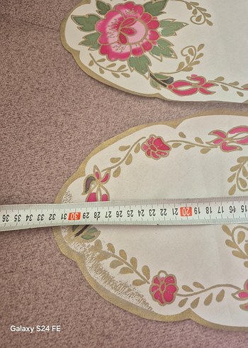 Pembe Nakışlı Oval Örtü - Görsel 2