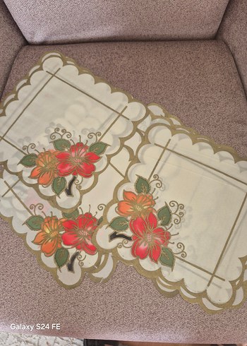 Nakışlı Çok Renkli Masa Örtüsü Seti 13 parça - Görsel 9