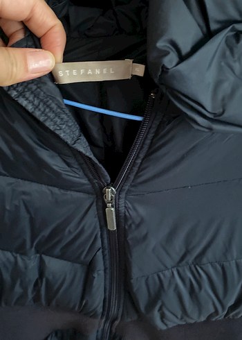 Siyah Fermuarlı Kadın Kışlık Mont - Görsel 3