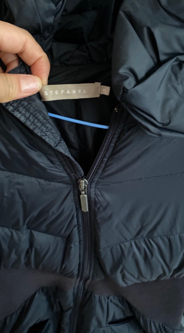 Siyah Fermuarlı Kadın Kışlık Mont - Görsel 3