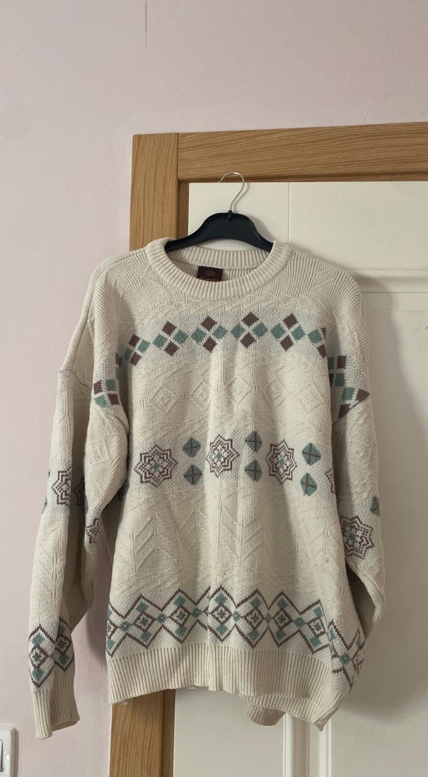 Bohem Tarzı Beyaz Örgü Kadın Kazak - Görsel 2