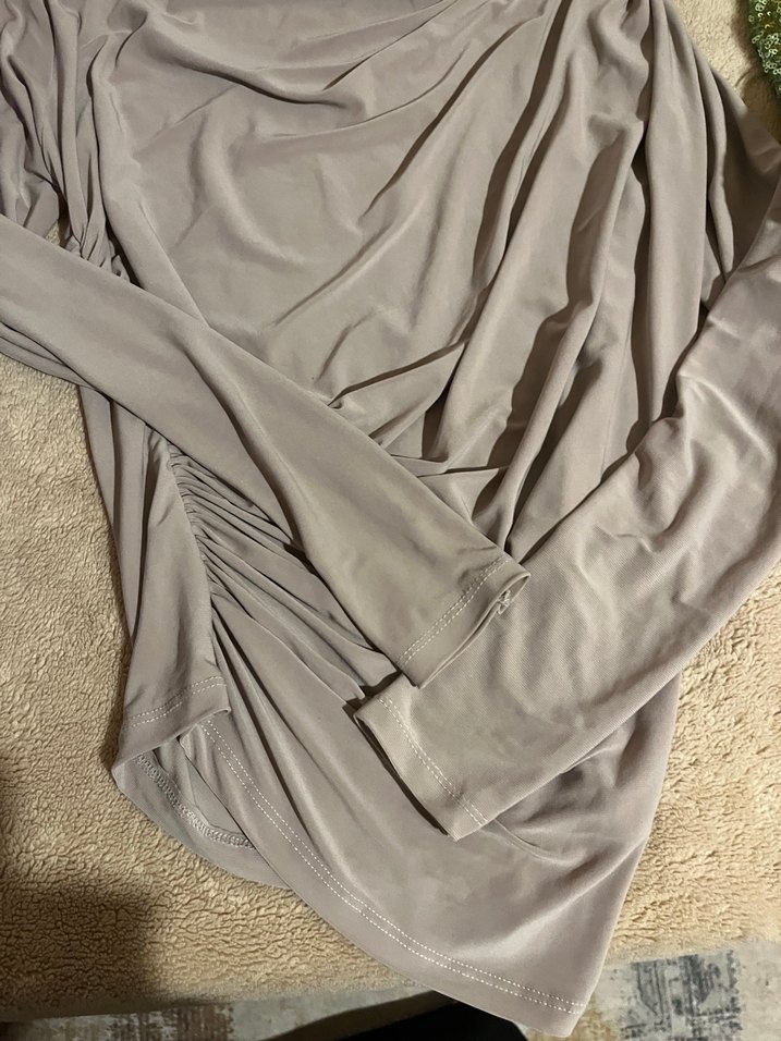 Kadın dik  yaka omuz ve bel büzgülü uzun  Kollu  Bluz - Görsel 2