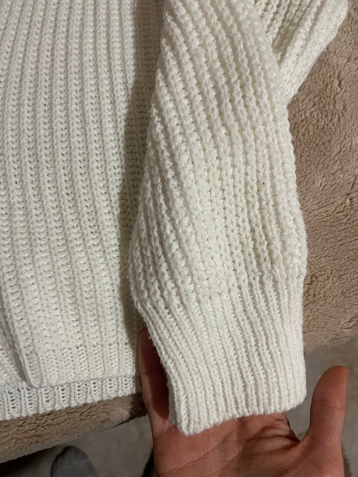 Düğmeli Beyaz Triko Kadın Hırka - Görsel 3