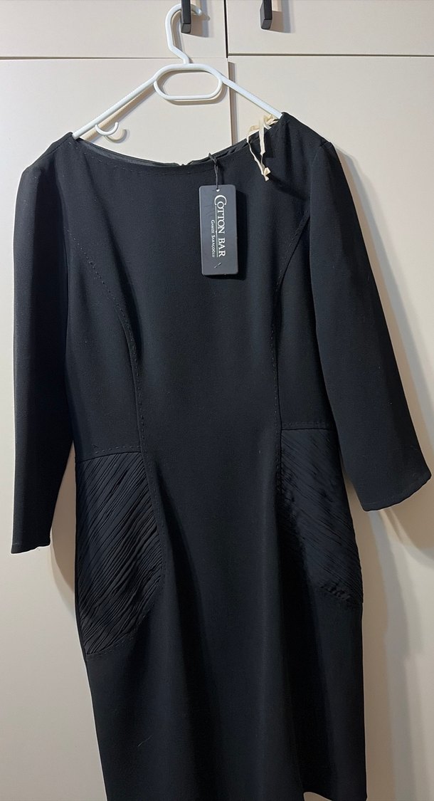 Siyah Pilili Midi Ofis Elbisesi - Görsel 2