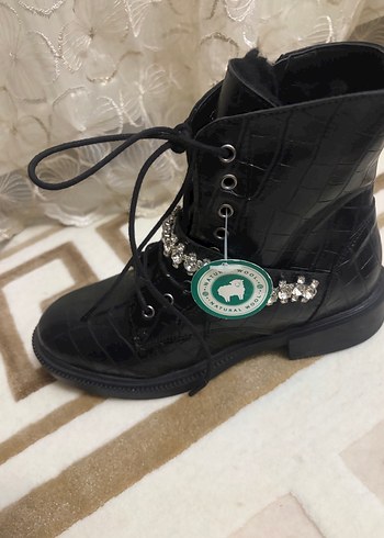 Siyah Yılan Desenli Deri Gotik Bot - Görsel 4