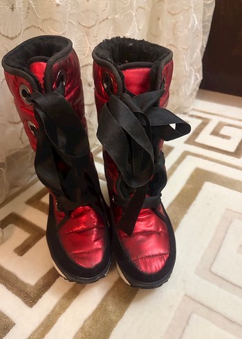 Kırmızı kar botu - Görsel 2