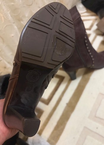 Kahverengi Deri Tokalı Yüksek Topuklu Kadın Çizme - Görsel 5