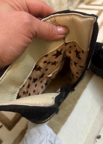 Siyah Dantel Detaylı Süet Kadın Bot - Görsel 4