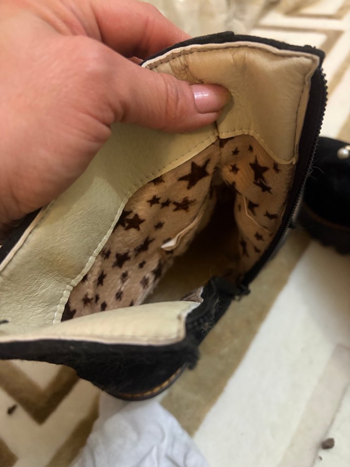 Siyah Dantel Detaylı Süet Kadın Bot - Görsel 4