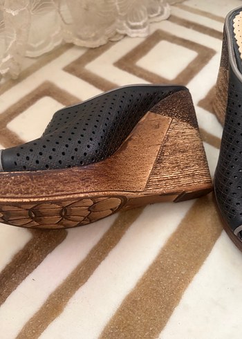 Deri Siyah Kadın Dolgu Topuklu terlik - Görsel 2