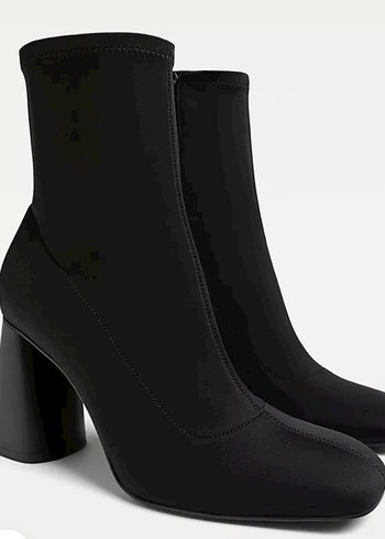 Stradivairus siyah topuklu çizme - Görsel 2