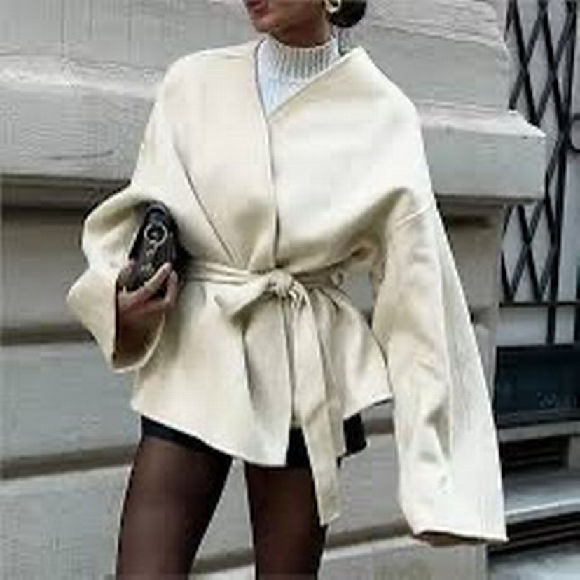 Kemerli Krem Kadın Kısa Ceket - Görsel 3