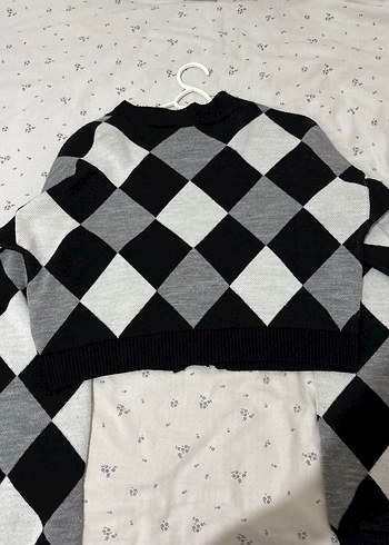 Gri Ekose Desenli Uzun Kollu Kadın Hırka - Görsel 2