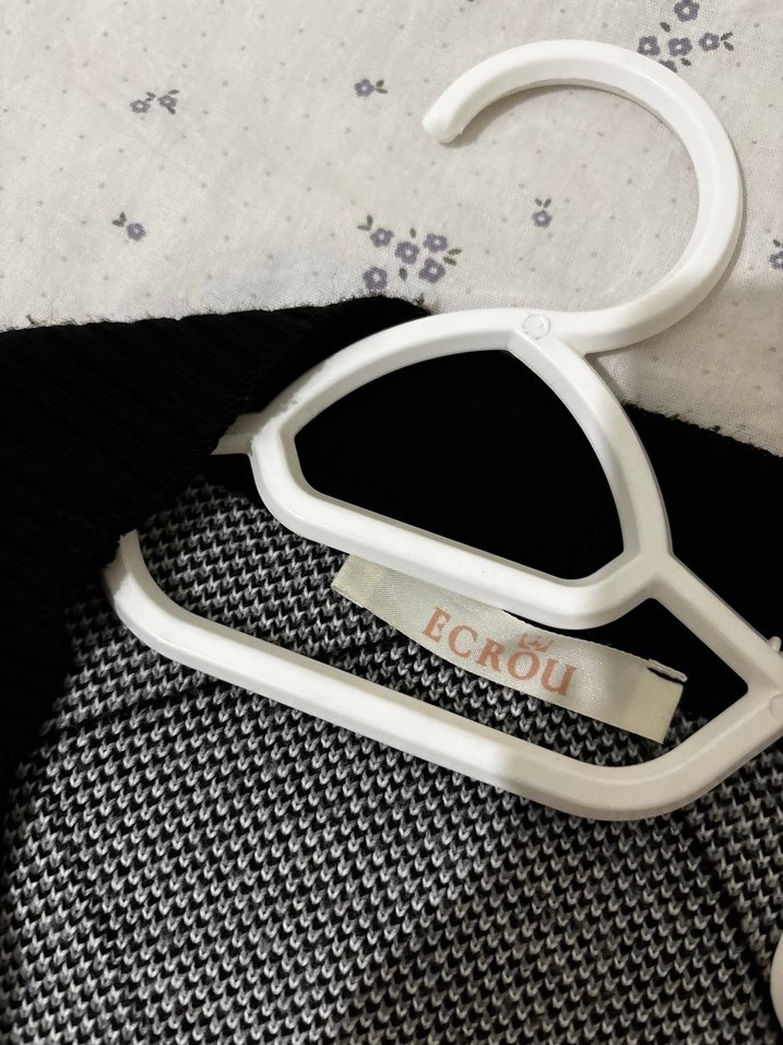 Gri Ekose Desenli Uzun Kollu Kadın Hırka - Görsel 3