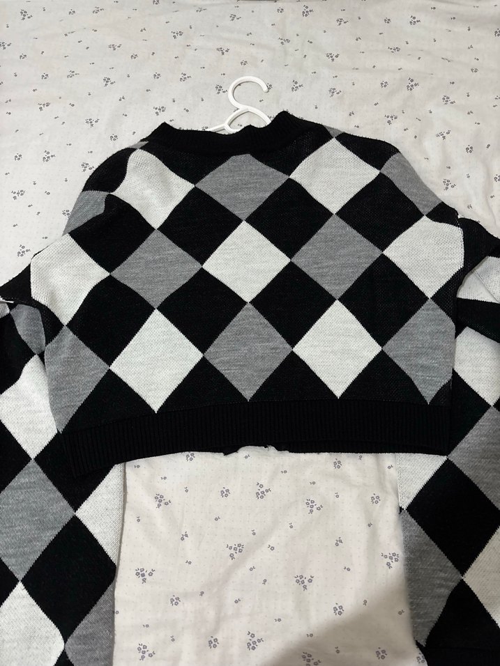 Gri Ekose Desenli Uzun Kollu Kadın Hırka - Görsel 2