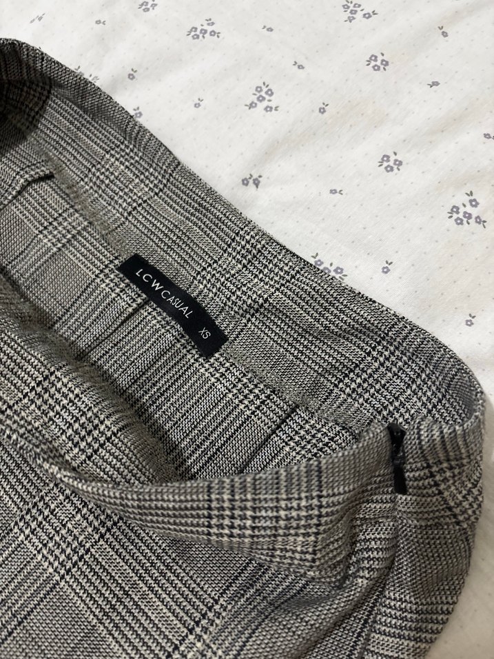 Gri Ekose Mini Etek - Görsel 3