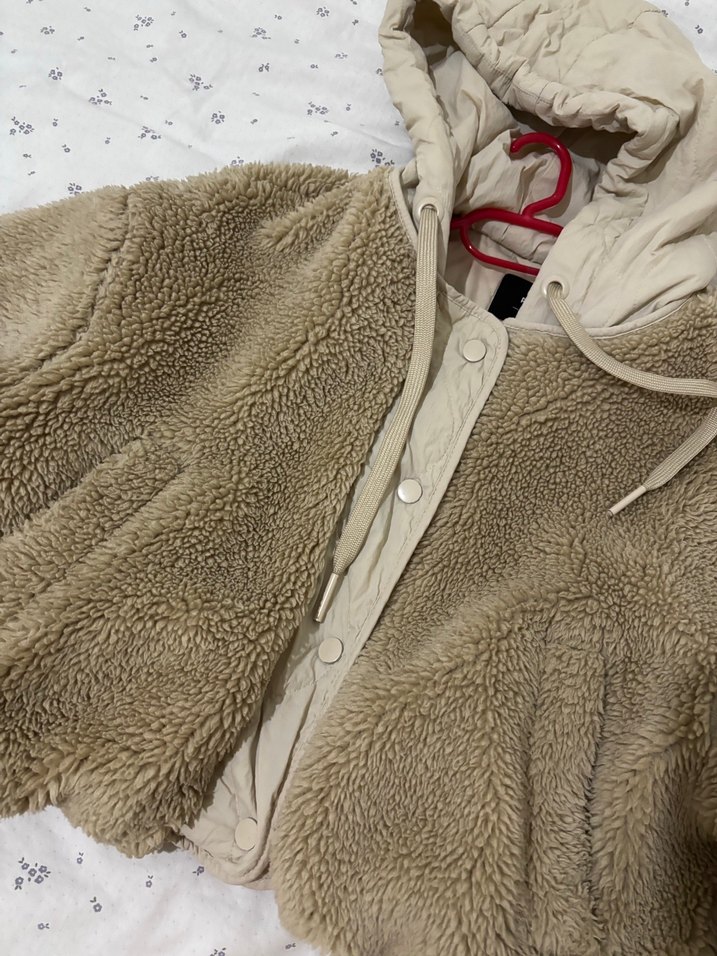 Pull and Bear Crop Polarlı Mont - Görsel 2