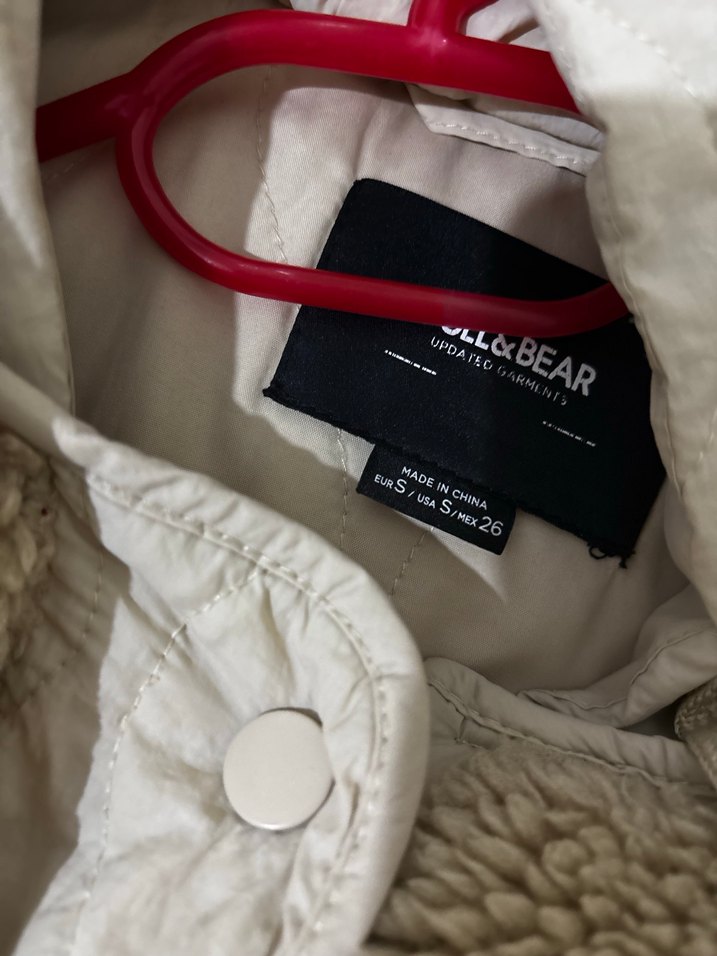 Pull and Bear Crop Polarlı Mont - Görsel 4