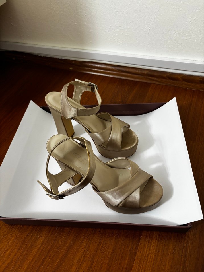 Bej Altın Rengi Platform Topuklu Kadın Ayakkabı - Görsel 4