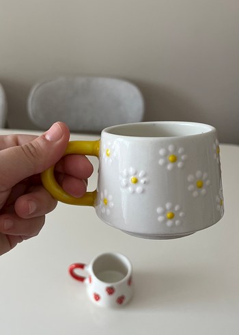 Renkli Saplı Beyaz Seramik Kupa Seti - Görsel 3