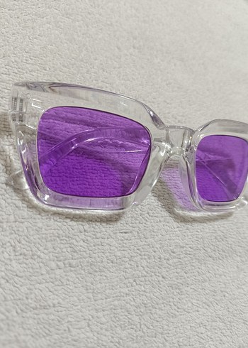 Şeffaf Çerçeveli Mor Kadın Güneş Gözlüğü - Görsel 2