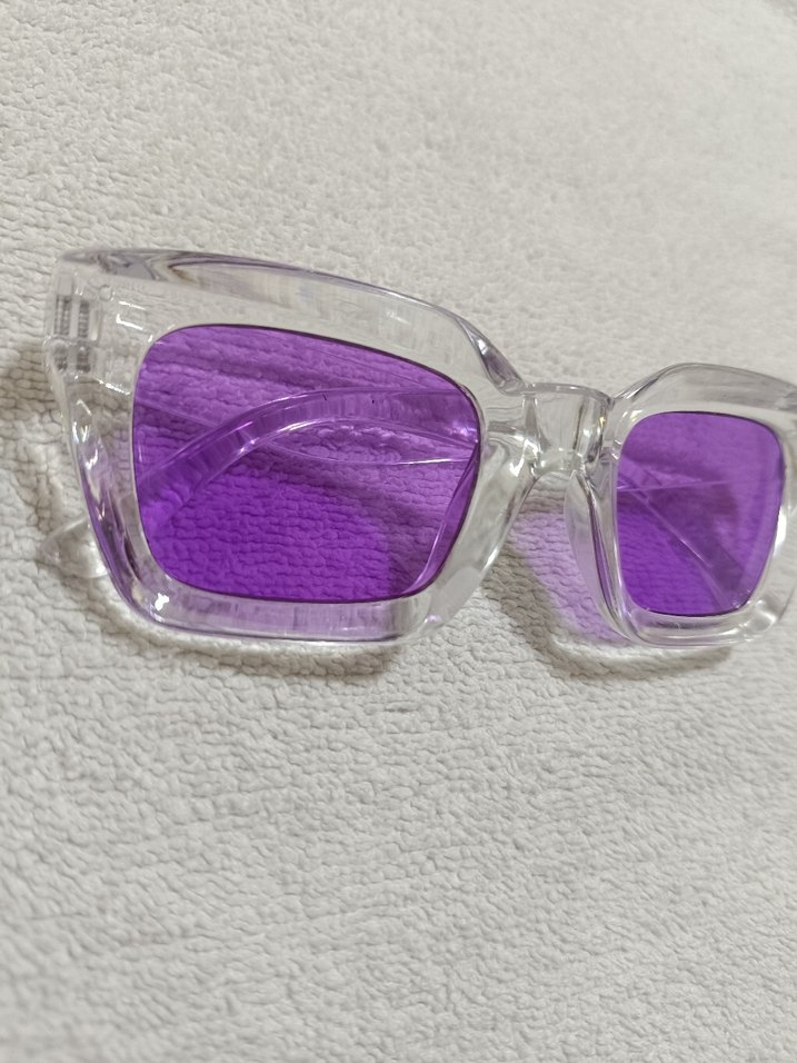 Şeffaf Çerçeveli Mor Kadın Güneş Gözlüğü - Görsel 2