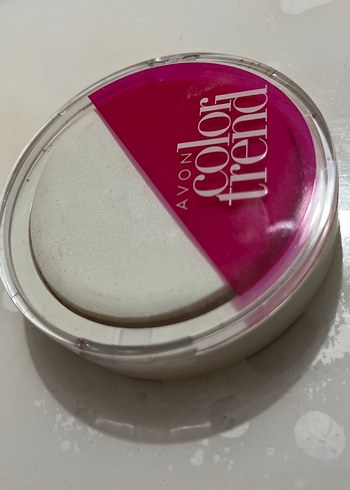 Avon Cool Trend Açık Bej Pudra - Görsel 4