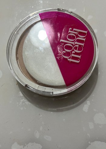 Avon Cool Trend Açık Bej Pudra - Görsel 2